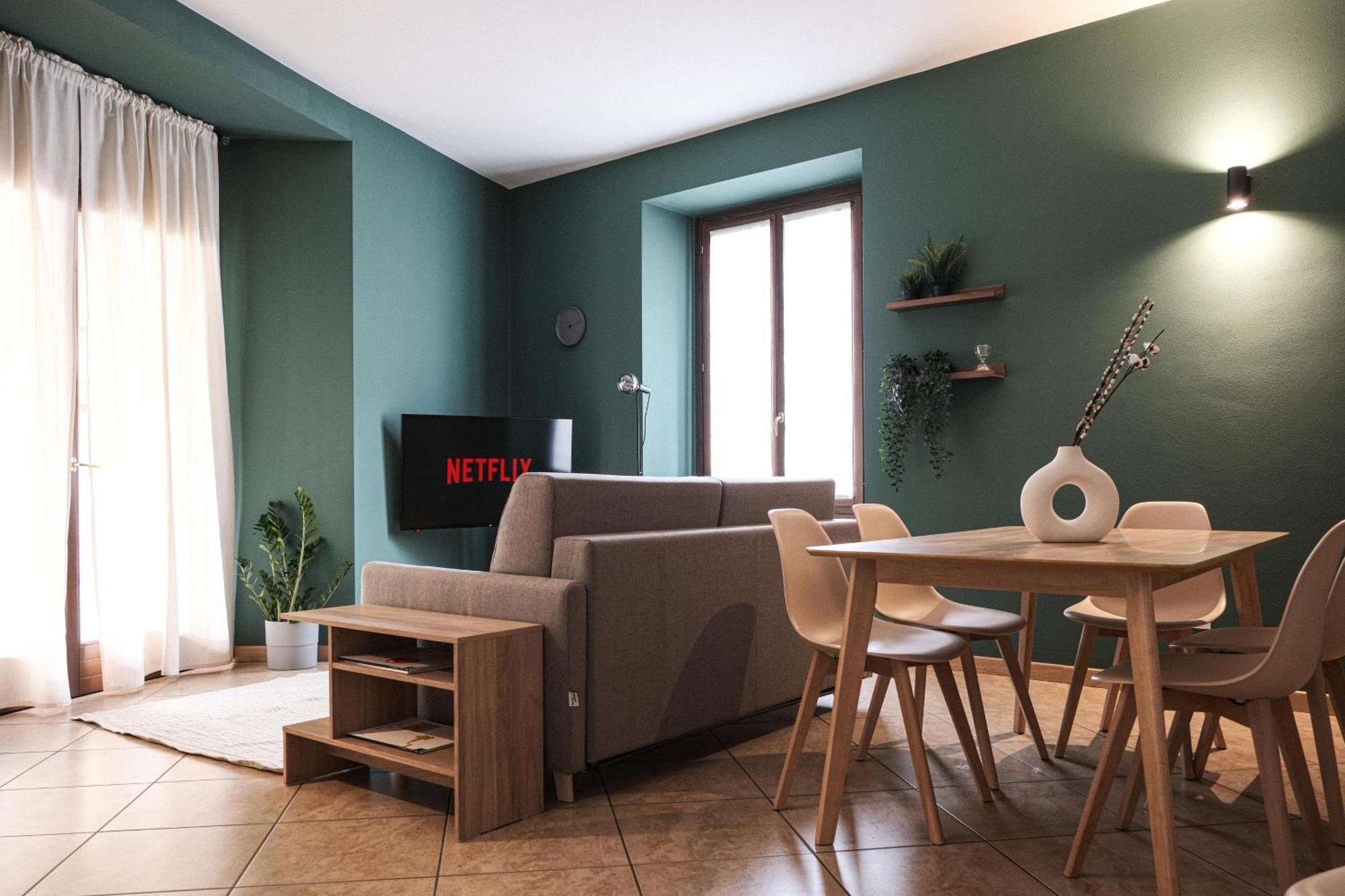 Charmescape Oldtown - 6 Min Walk To Berninaexpress Apartment Tirano Luaran gambar