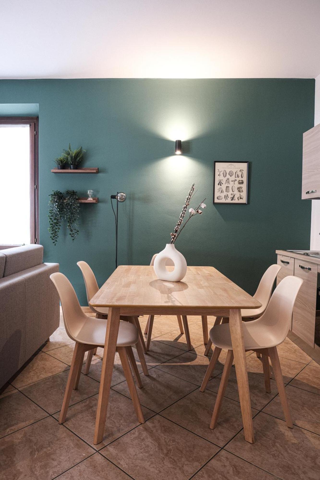 Charmescape Oldtown - 6 Min Walk To Berninaexpress Apartment Tirano Luaran gambar